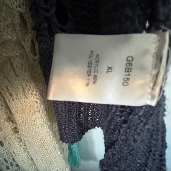 Woman’s sweater - bundle of 4 - Picture 2 of 3